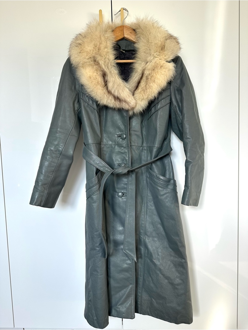 Vintage Genuine Leather Long Coat w/ Real Fur Collar Belted Size 12